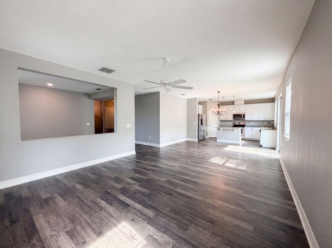 Property photo 3 of 10029 Weathers Loop