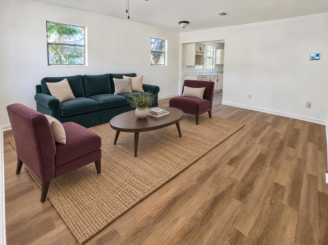 Property photo 3 of 324 W Avenue C