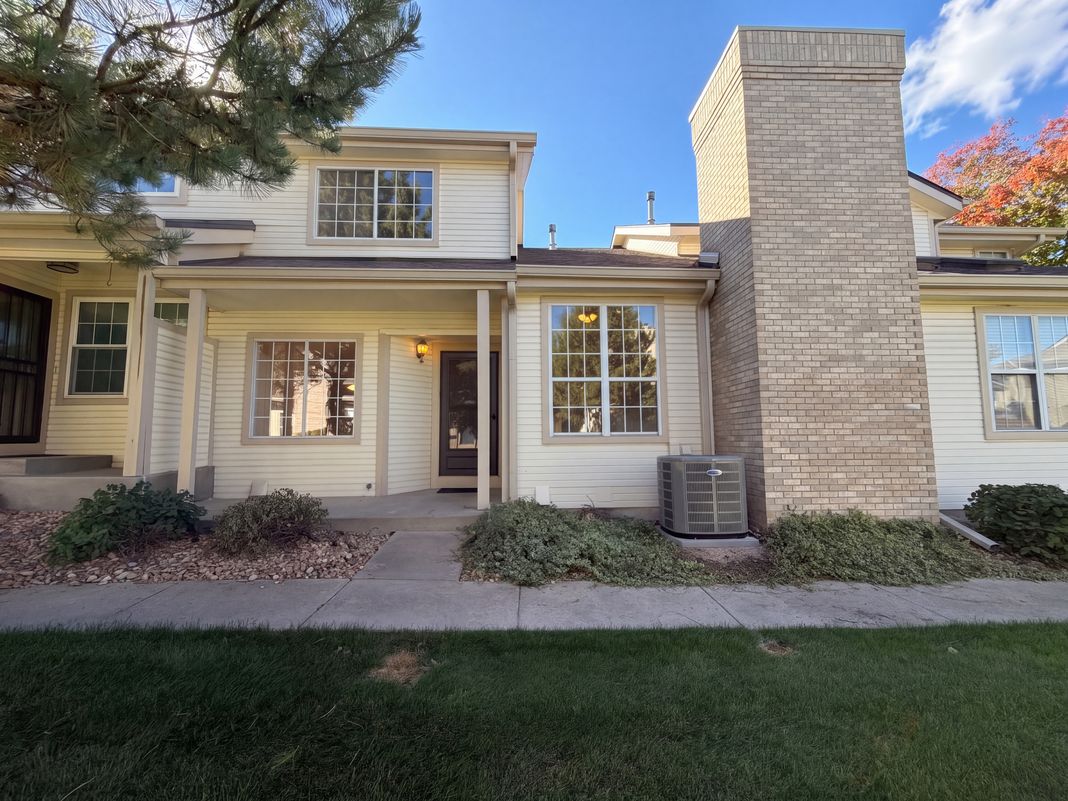 Property photo 1 of 2064 S Xenia Way
