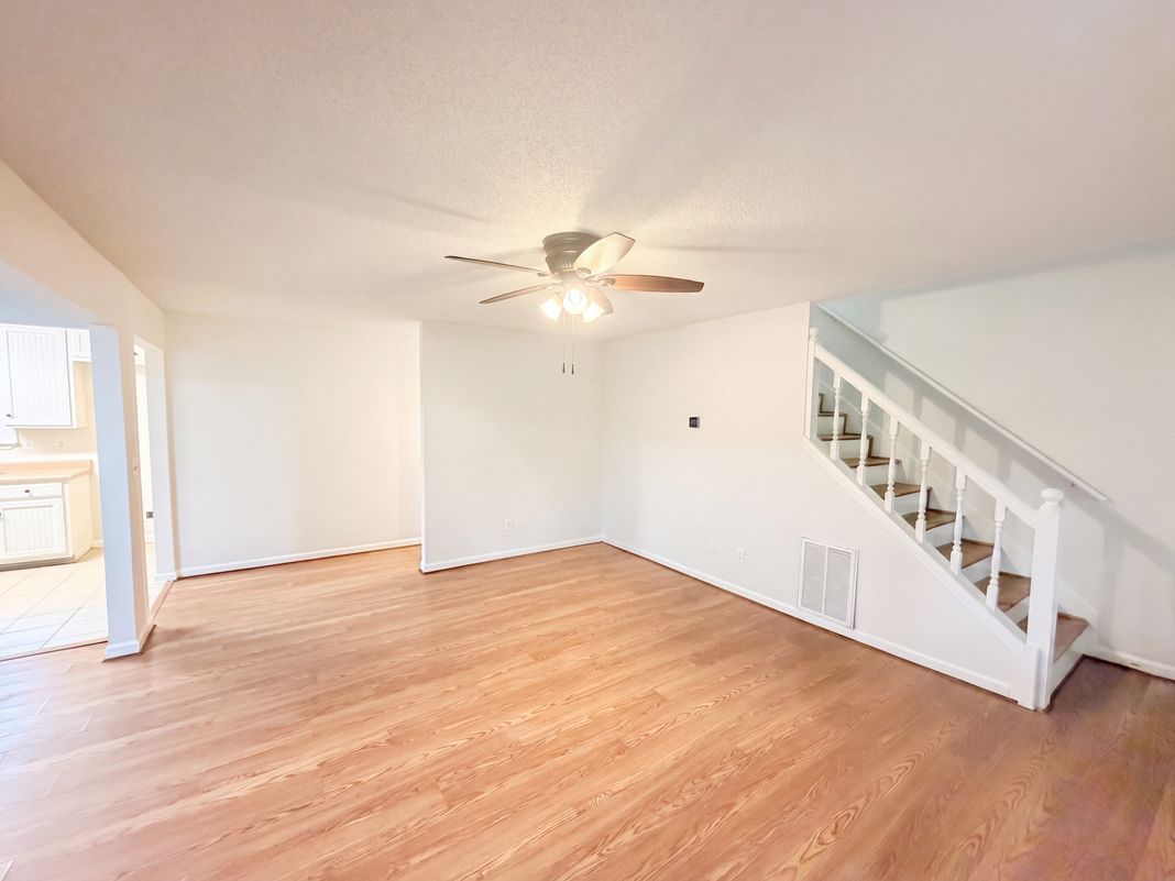 Property photo 3 of 1784 Deer Ct NW