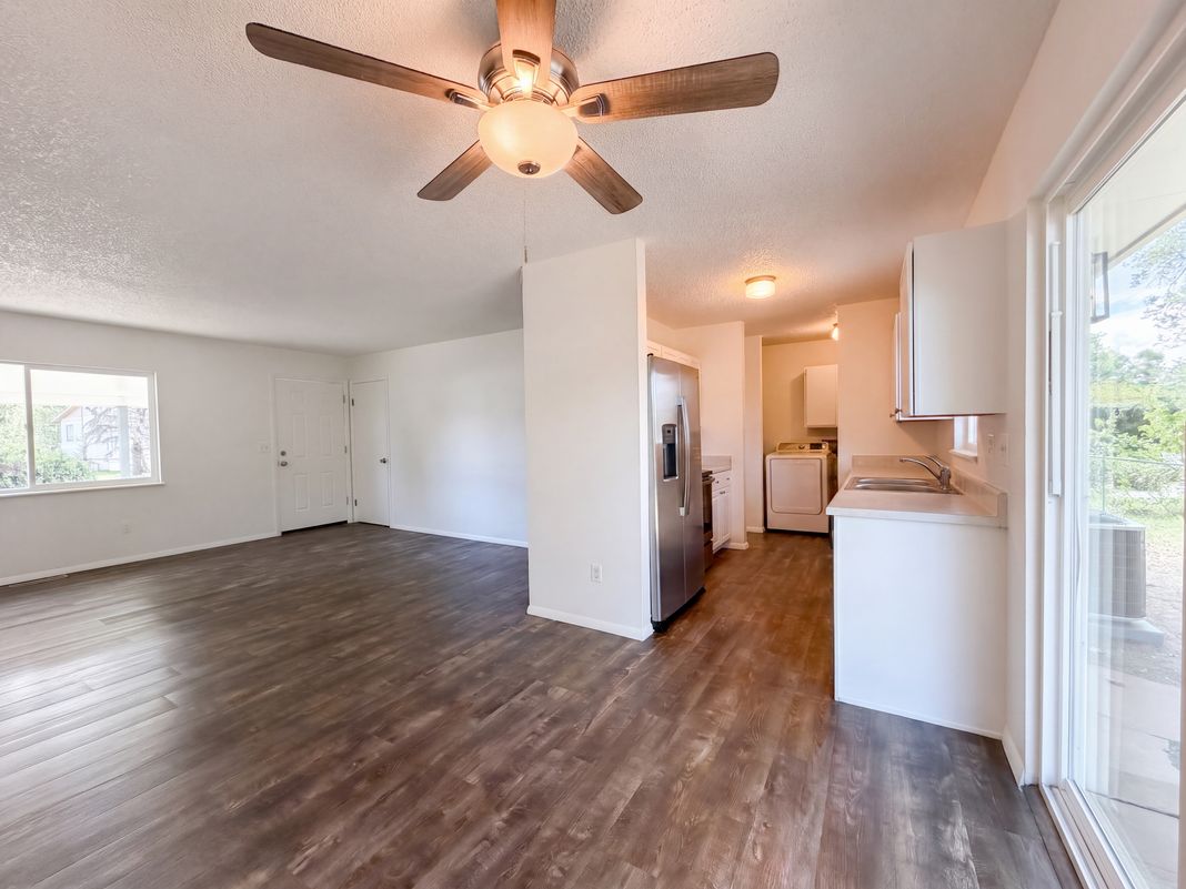 Property photo 2 of 3516 Vernon Dr