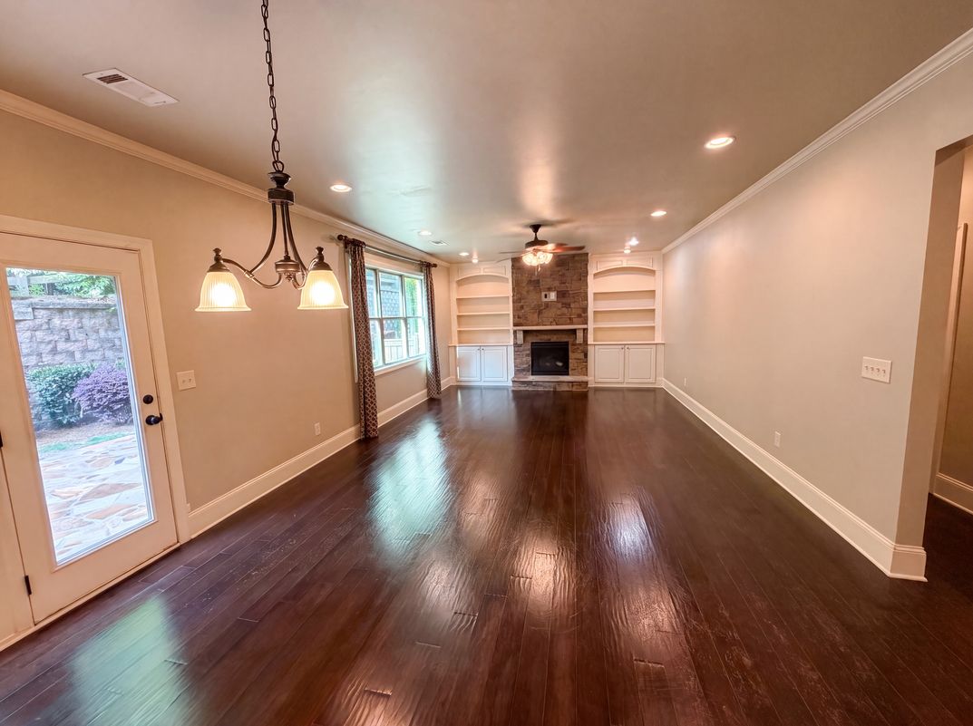 Property photo 3 of 8785 Ellesmere Dr