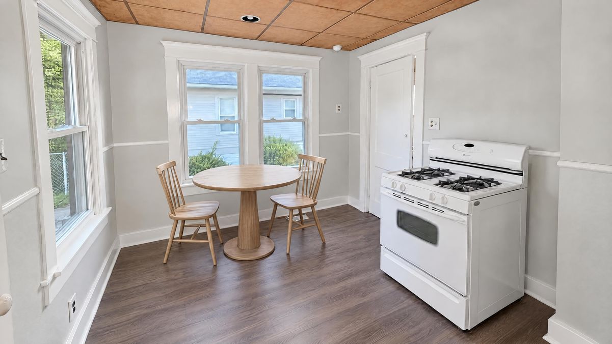 Property photo 3 of 2719 Peavey St