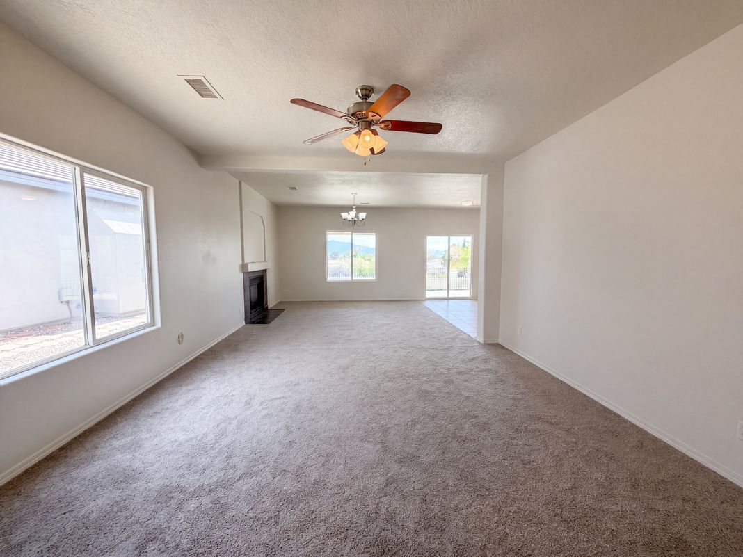 Property photo 3 of 696 Troon Dr SE