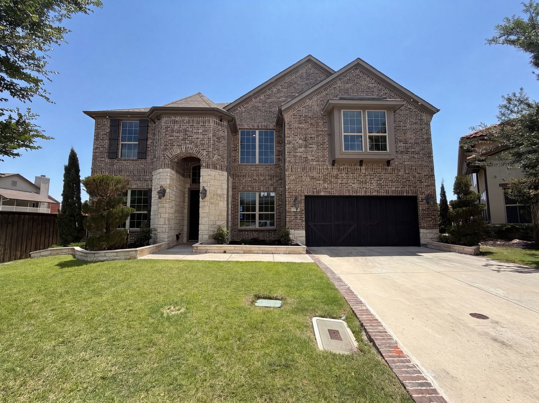 Property photo 1 of 7221 Durand Dr