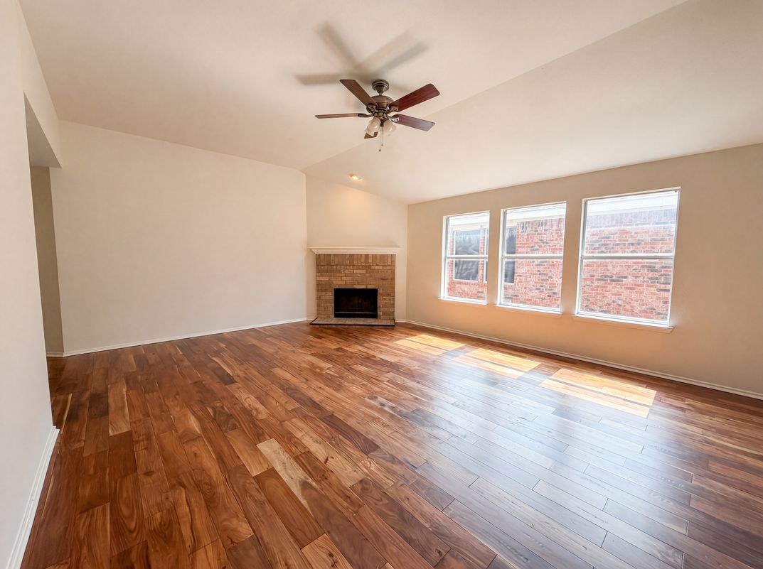 Property photo 3 of 9100 Chisholm Trl