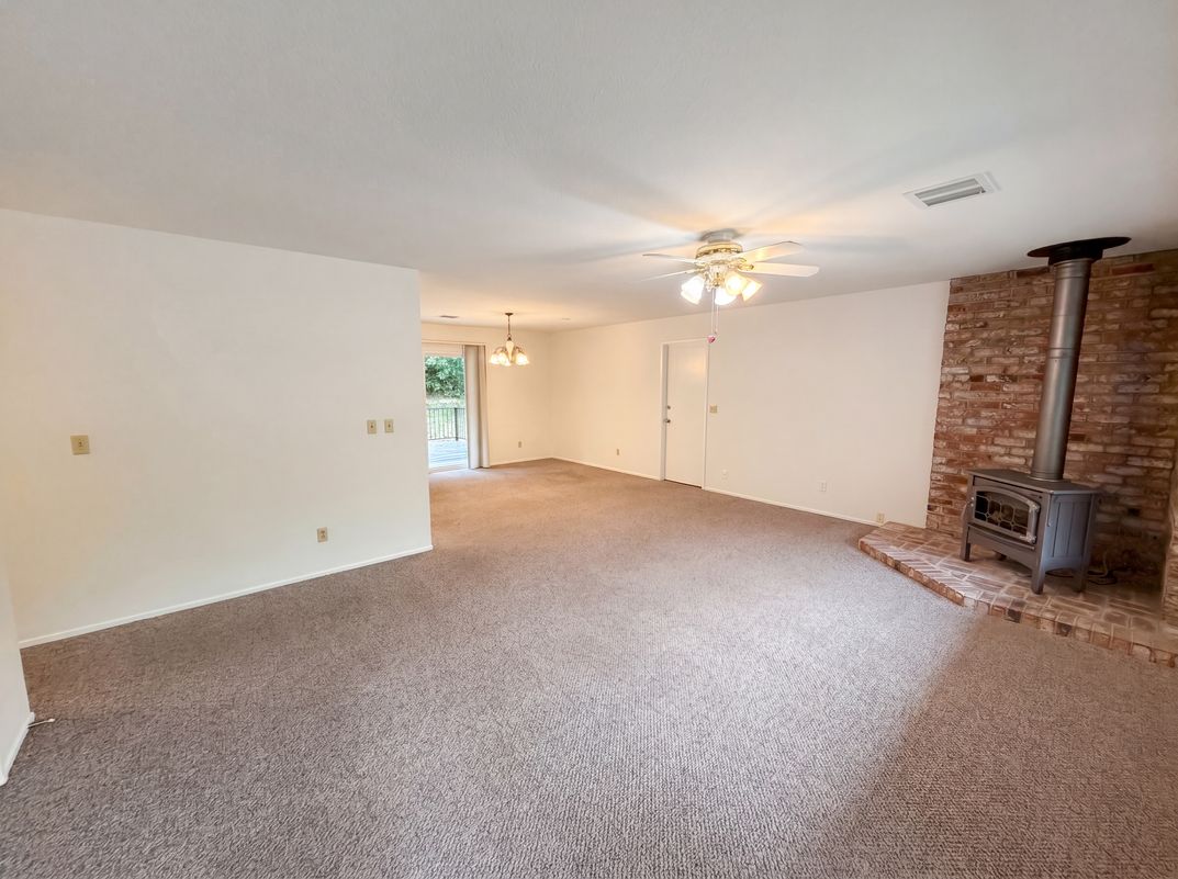 Property photo 3 of 862 Grice Ln