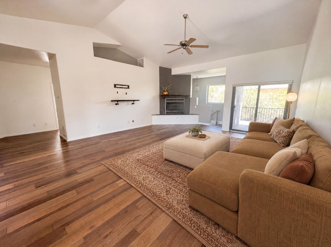 Property photo 3 of 1349 Sierry Peaks Dr
