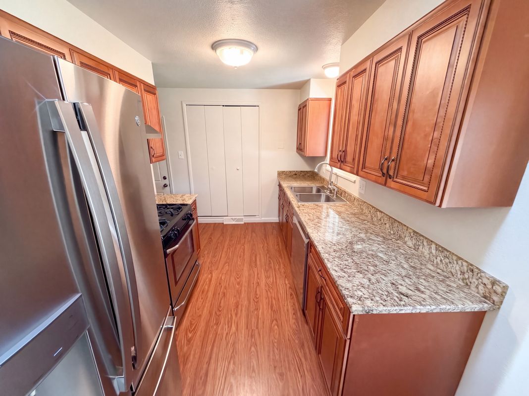 Property photo 2 of 12129 E Exposition Dr