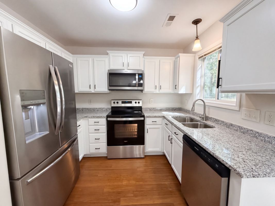 Property photo 2 of 10526 Glory Meadow Ct