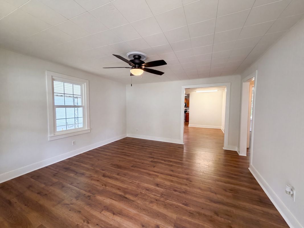 Property photo 3 of 144 Morningside Ln