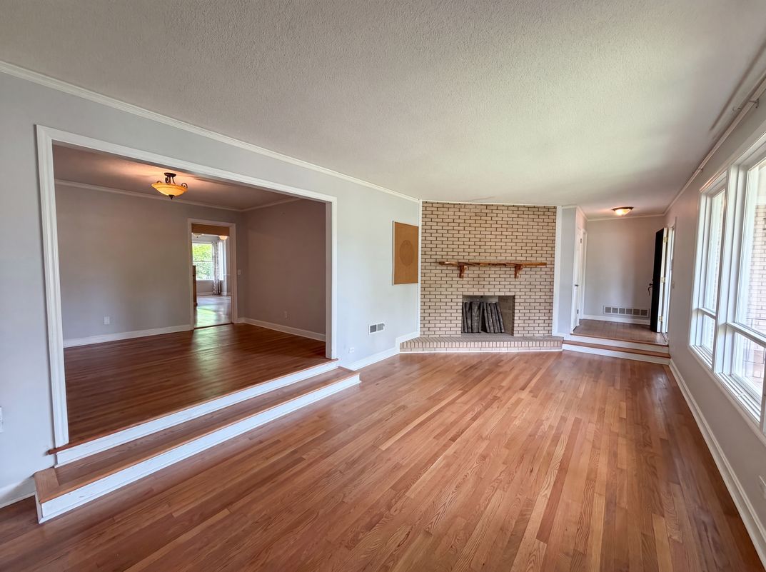 Property photo 3 of 6456 Yorkshire Dr