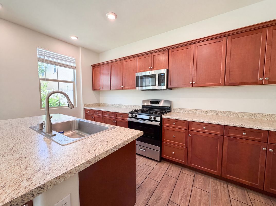 Photo 7 of 26 of 30401 Village Terrace Dr, Menifee, CA