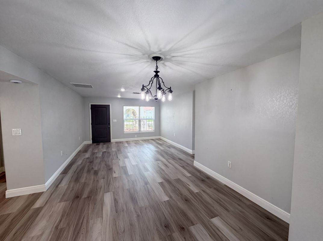 Photo 6 of 33 of 7428 Mako Dr, Hudson, FL
