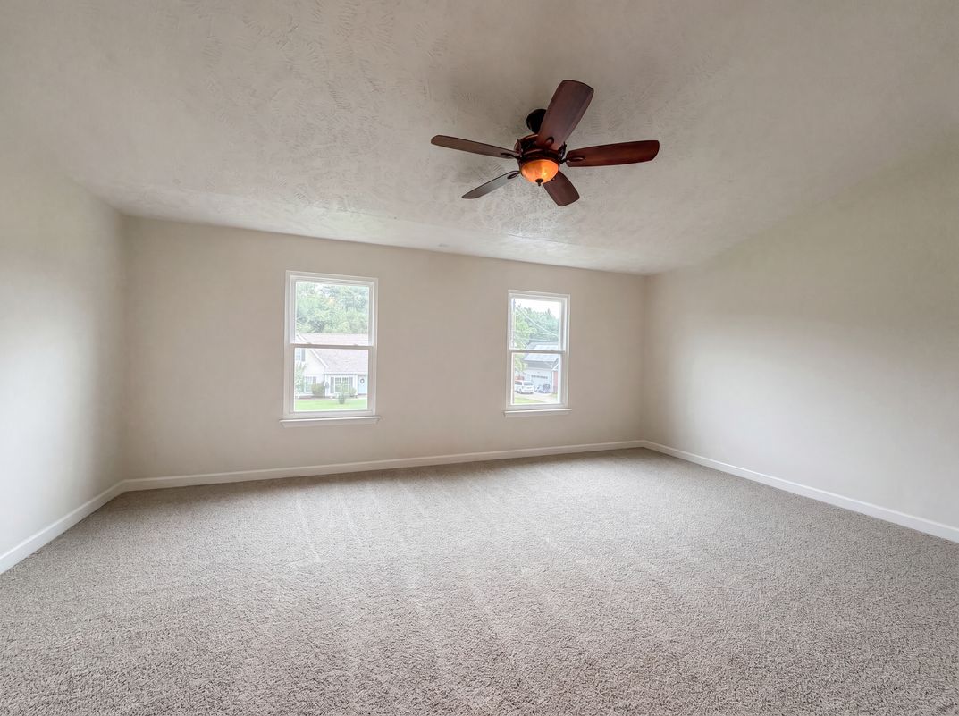 Property photo 3 of 1223 California Dr