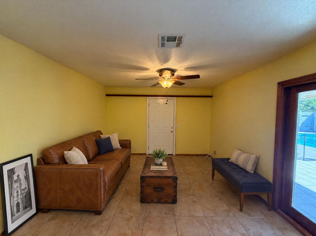 Property photo 3 of 41219 Tava Ln
