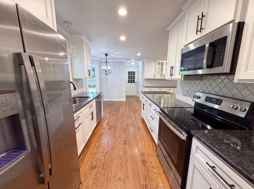 Property photo 2 of 4224 Old Forge Dr