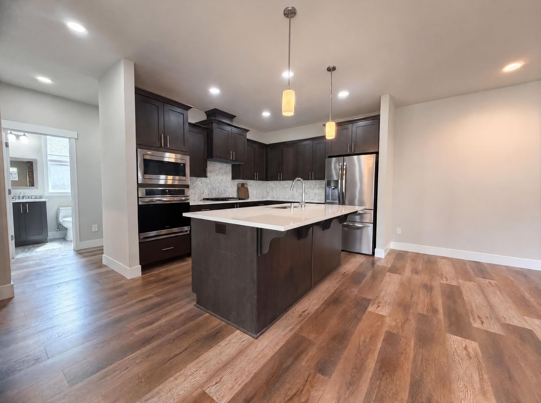 Property photo 2 of 2602 S 11th Ct