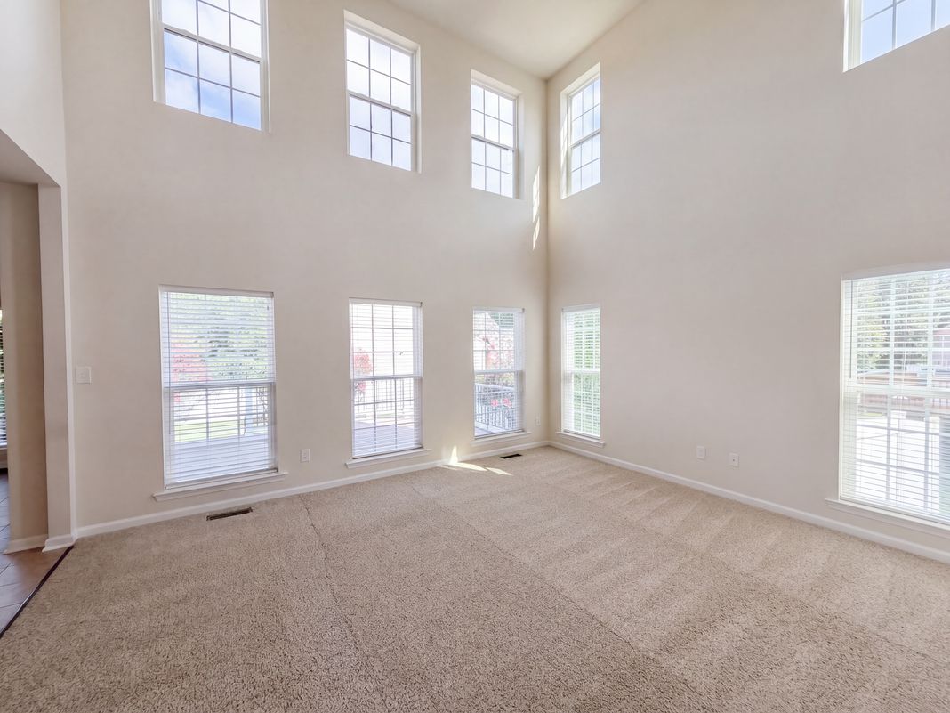 Property photo 3 of 13306 Castlewellan Dr