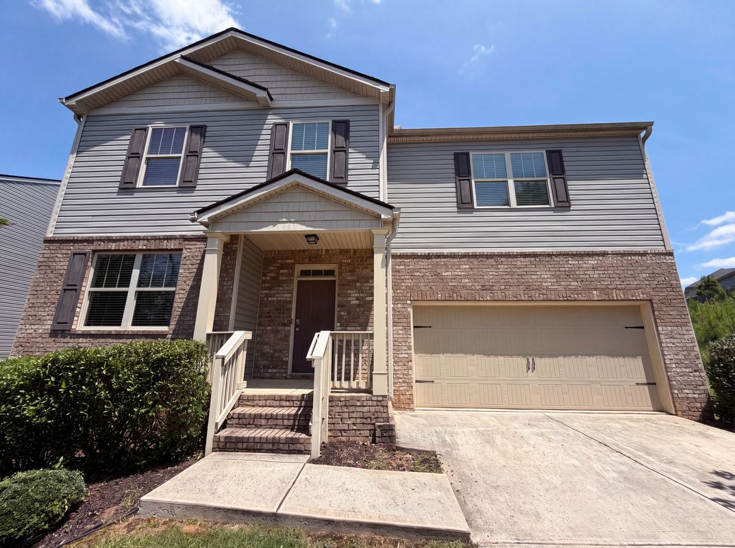 Property photo 1 of 37 Possum Creek Way