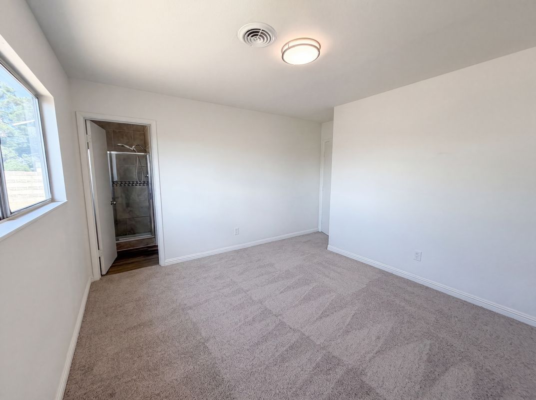 Photo 32 of 44 of 4018 Shady Oak Dr, Las Vegas, NV