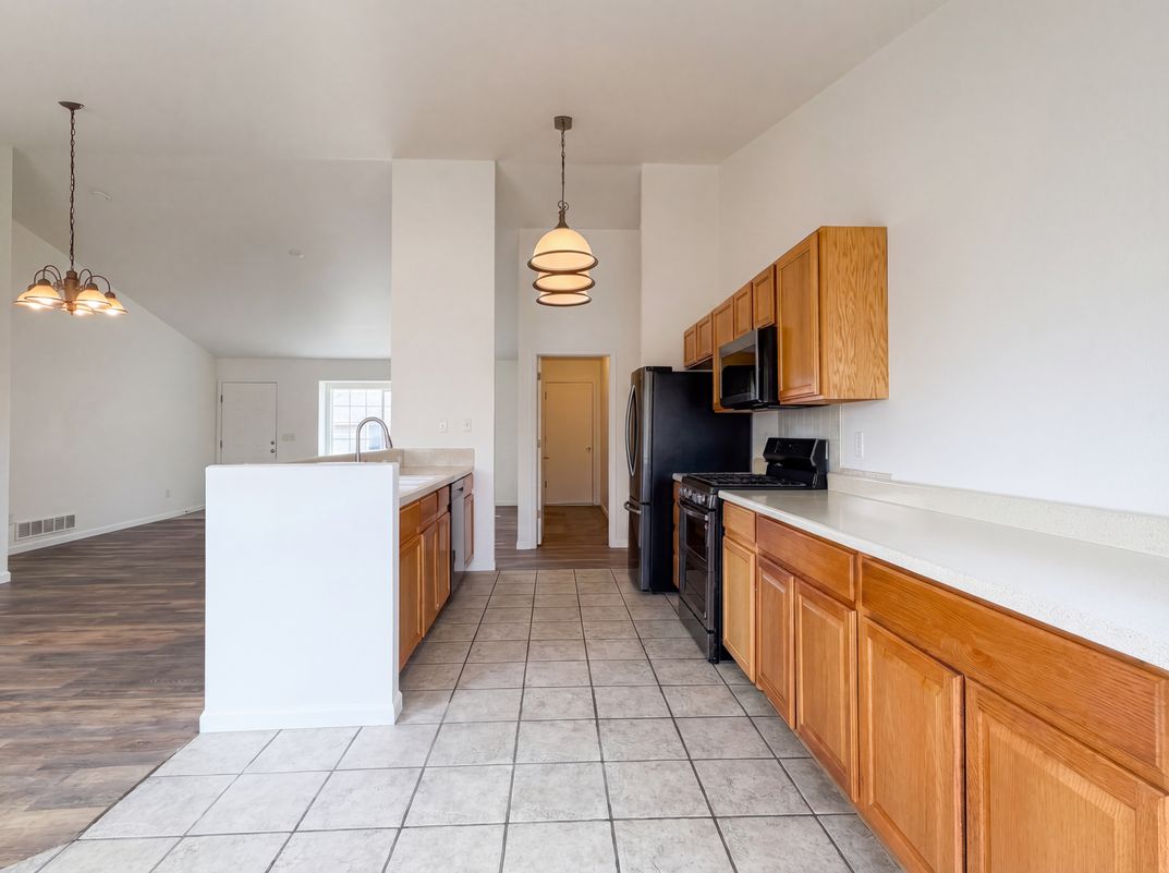 Photo 20 of 50 of 4098 La Junta Dr, Loveland, CO