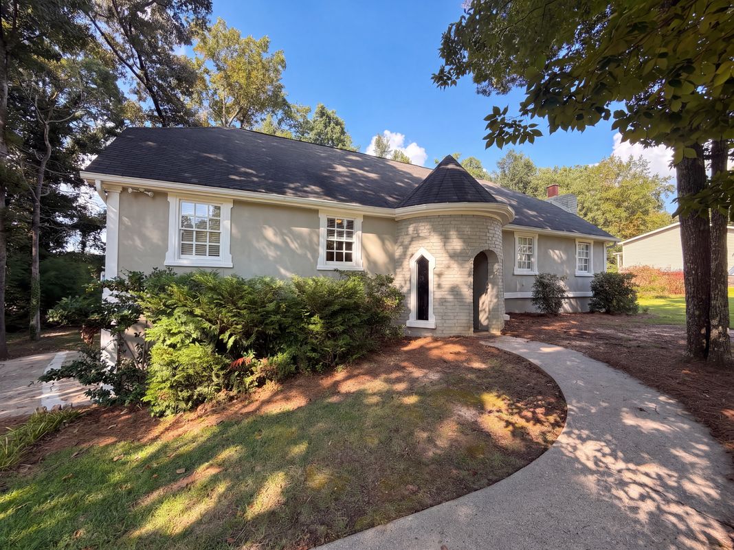 Property photo 1 of 6257 N Summers Cir