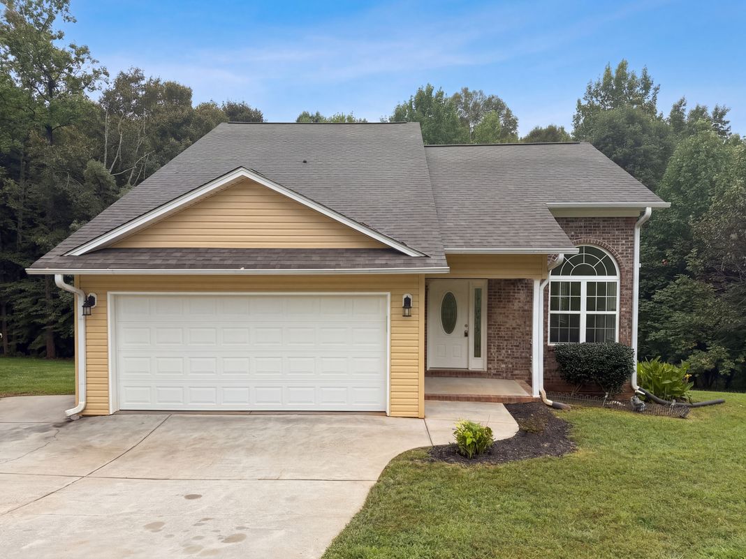 Property photo 1 of 117 Sundance Cir
