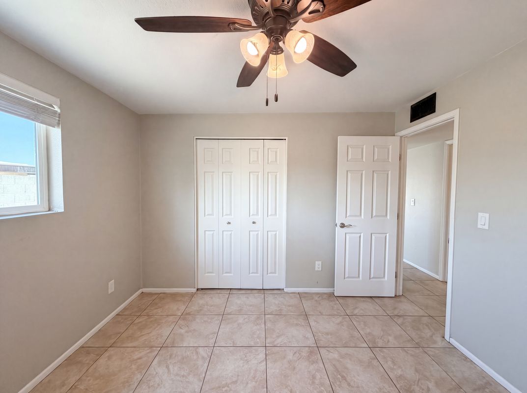 Photo 4 of 18 of 1725 N Date, Mesa, AZ