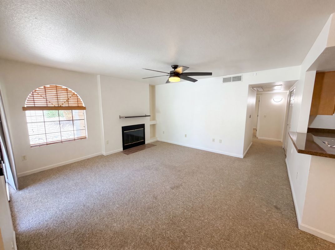 Property photo 3 of 101 S Players Club Dr Apt 9103