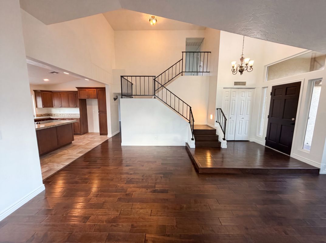 Photo 10 of 28 of 6115 W Port Au Prince Ln, Glendale, AZ