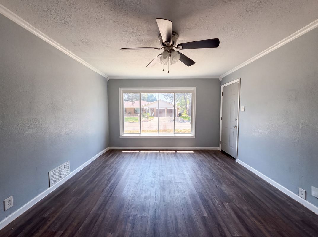 Property photo 3 of 1012 Turner St