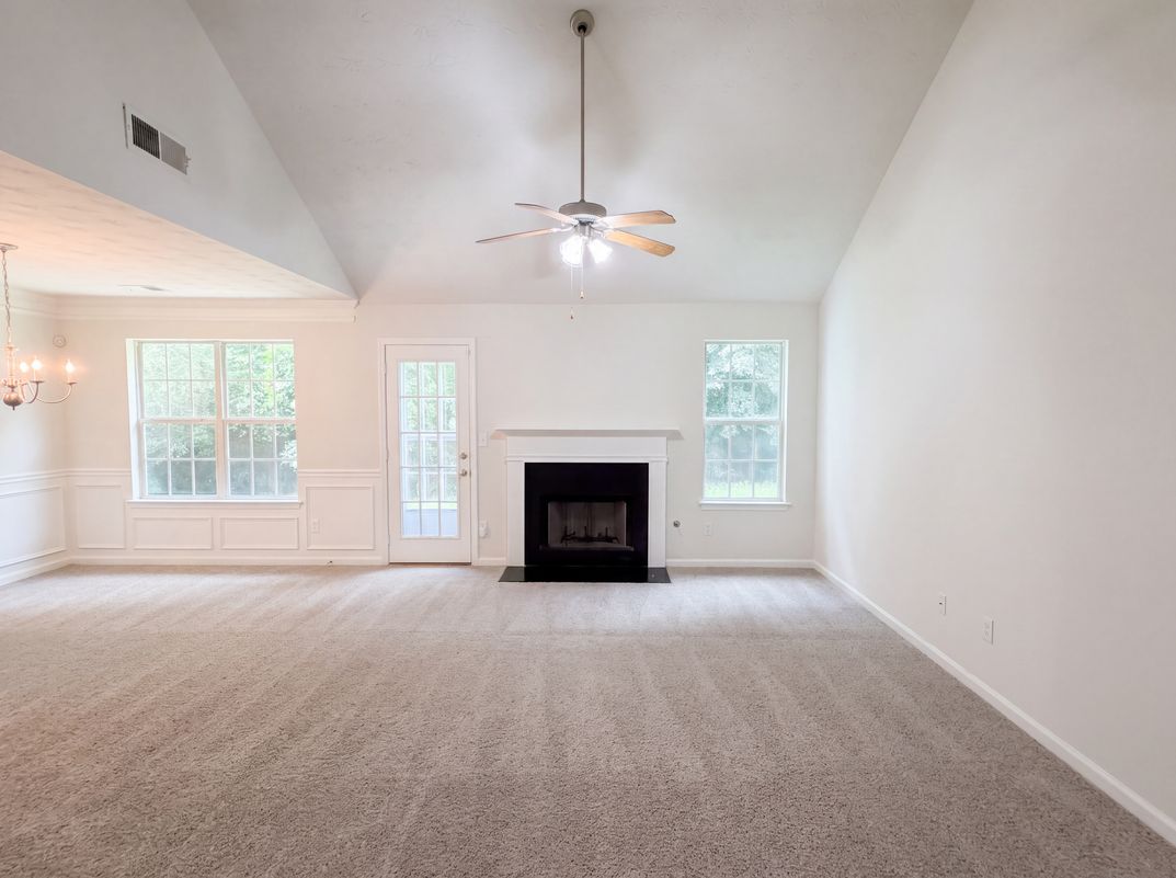 Property photo 3 of 55 Lassiter Dr