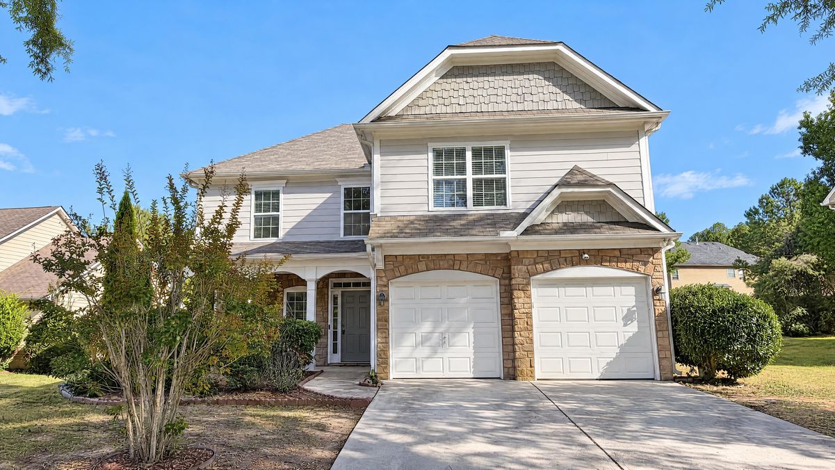 Property photo 1 of 110 Goshawk Walk