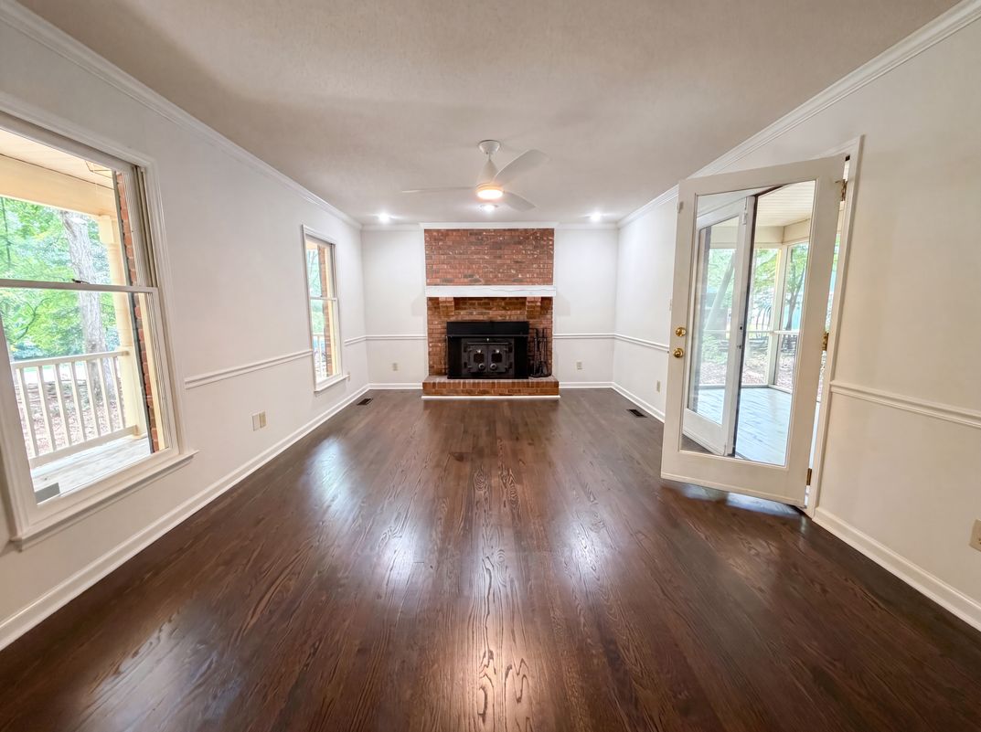 Property photo 3 of 1711 Hickory Ridge Rd