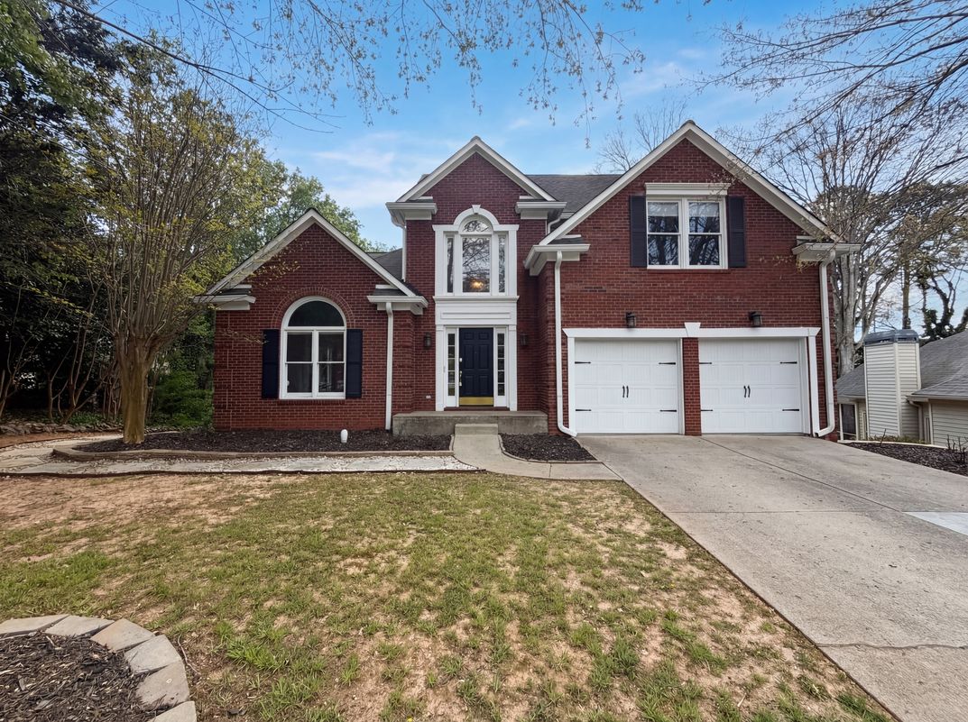 Property photo 1 of 4000 Amberley Ln
