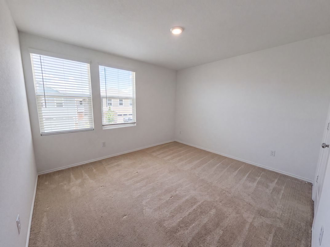 Photo 10 of 18 of 2972 Audles Ln, Dallas, TX