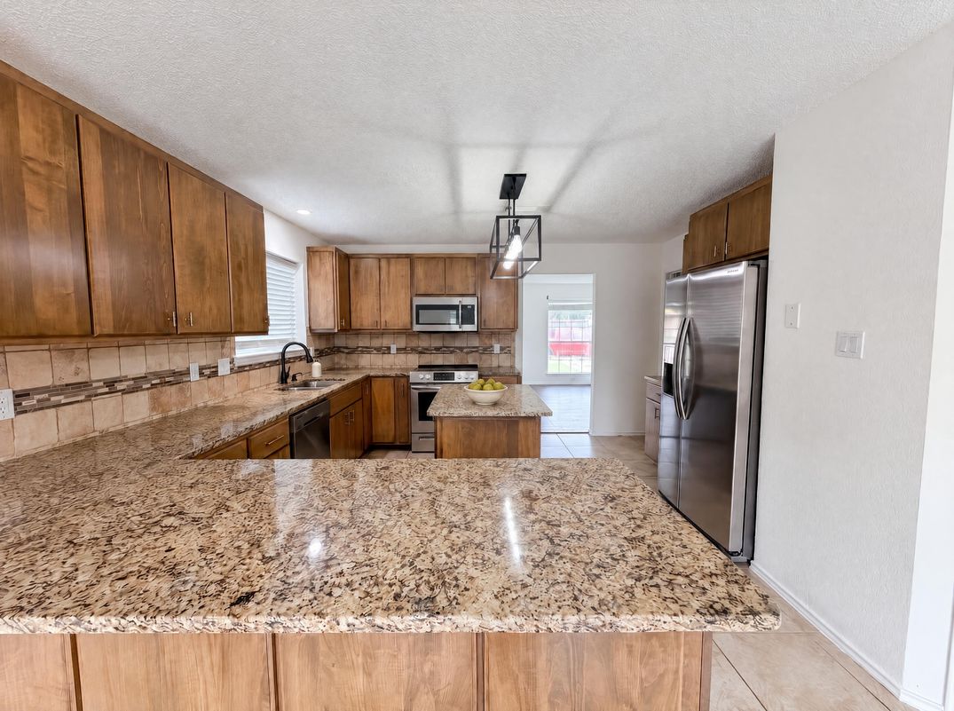 Property photo 2 of 1301 Judy Ln