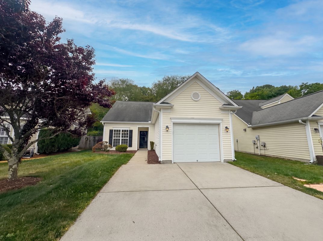 Property photo 1 of 2855 Mossy Meadow Dr