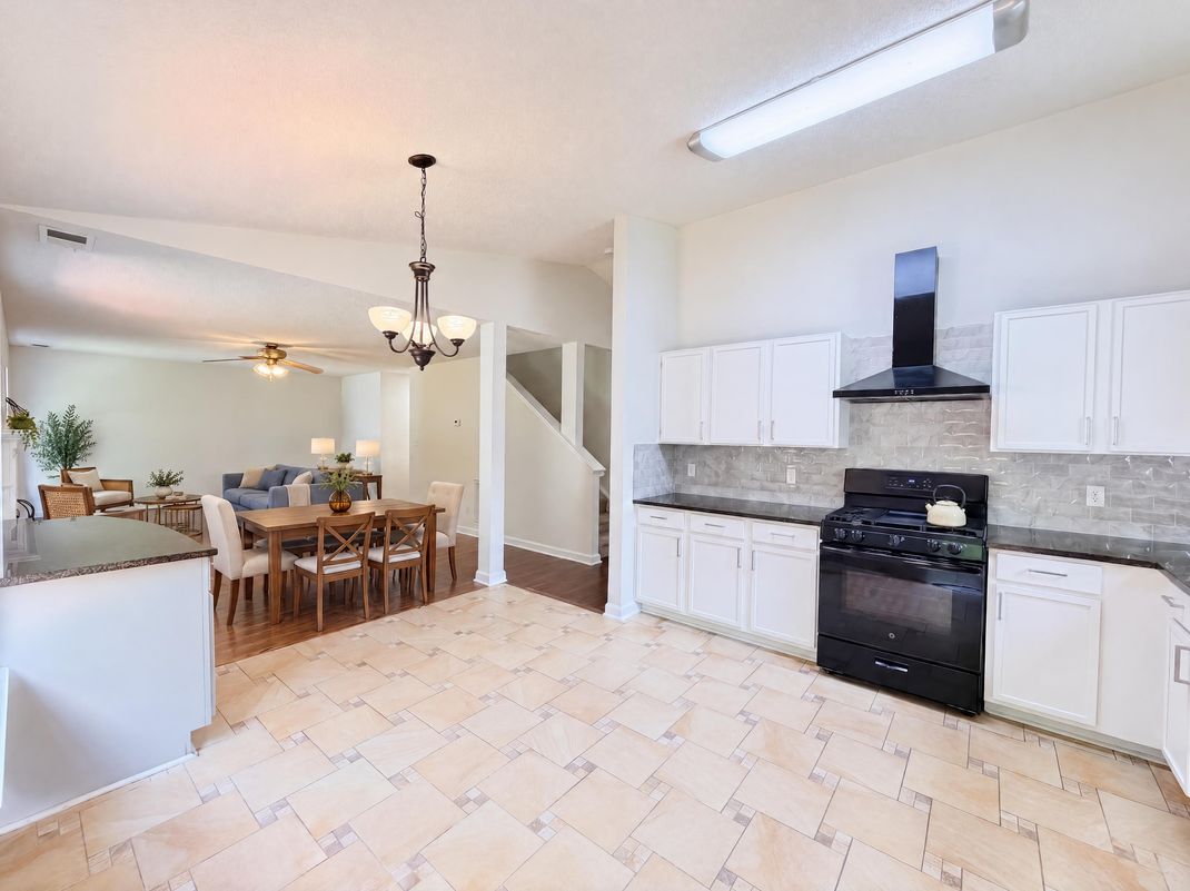 Property photo 2 of 8616 Silver Falls Way