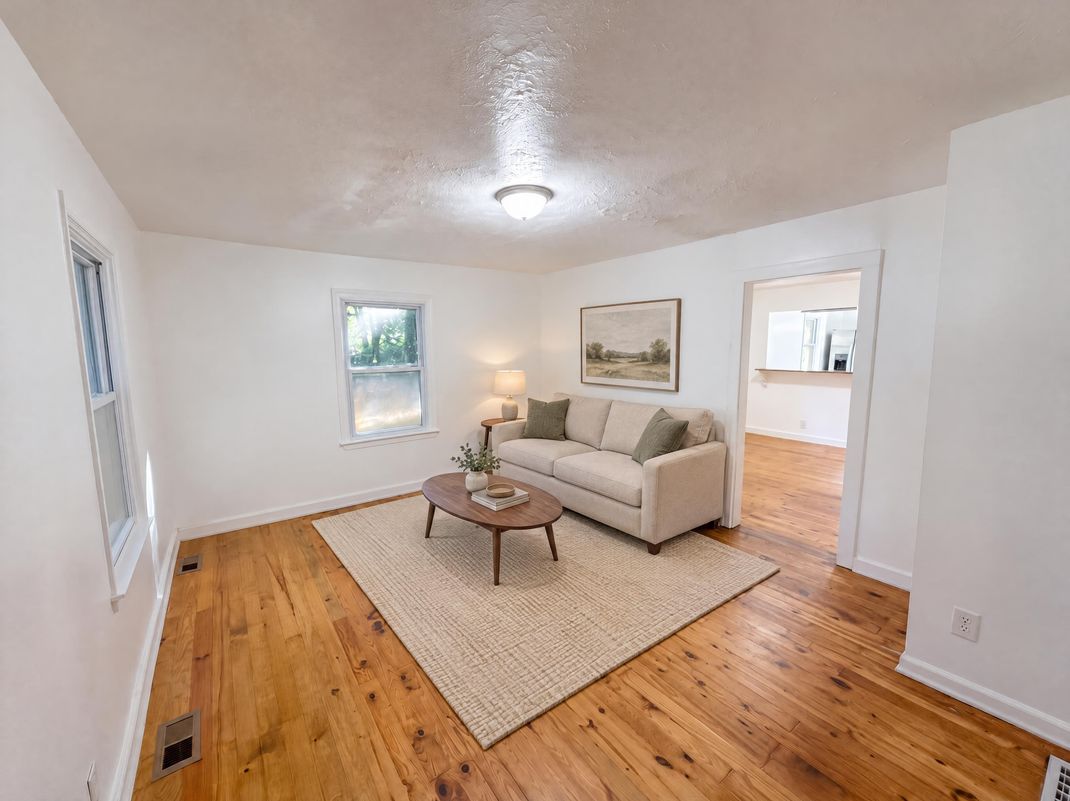 Property photo 3 of 427 Wellons St NE