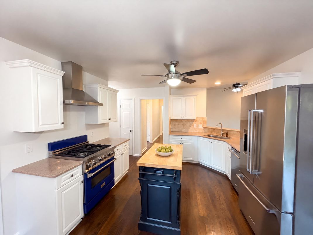 Property photo 2 of 142 Generals Way Ct