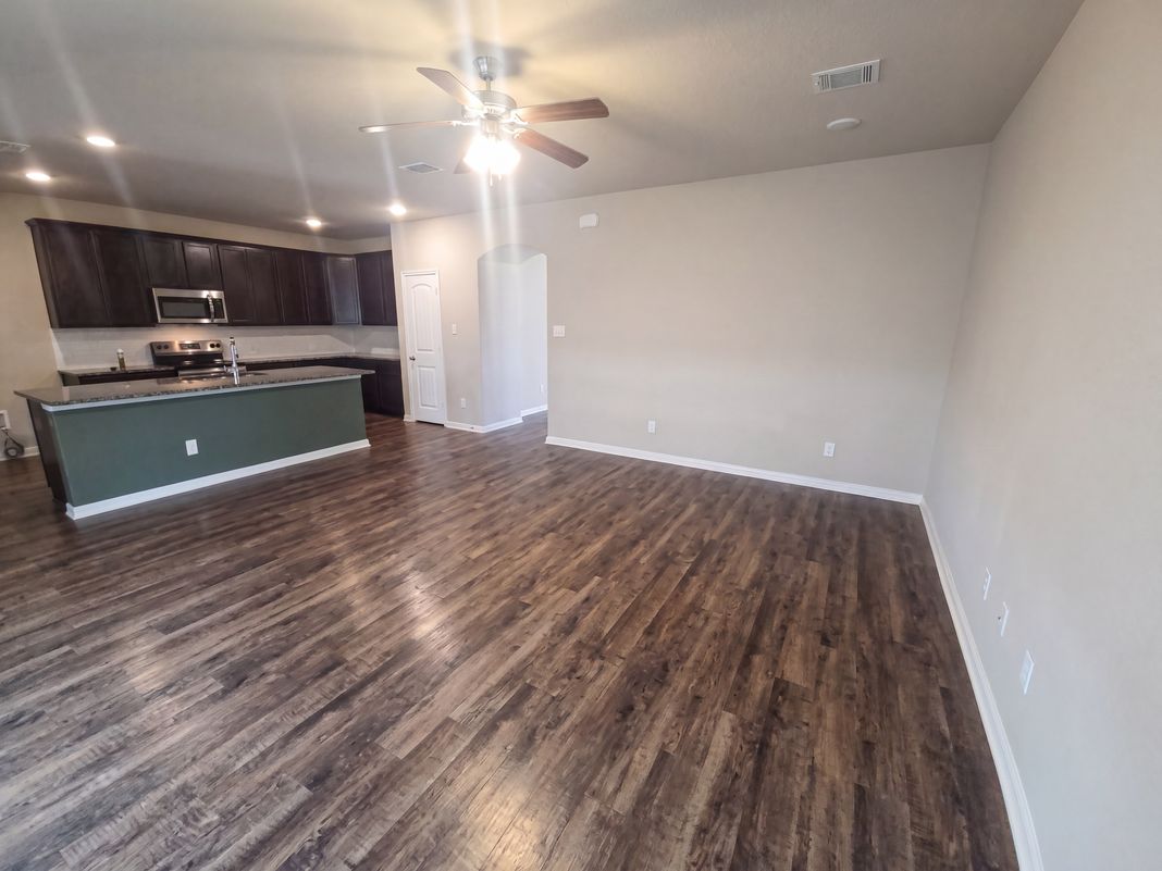 Property photo 3 of 3001 Gilchrist Dr