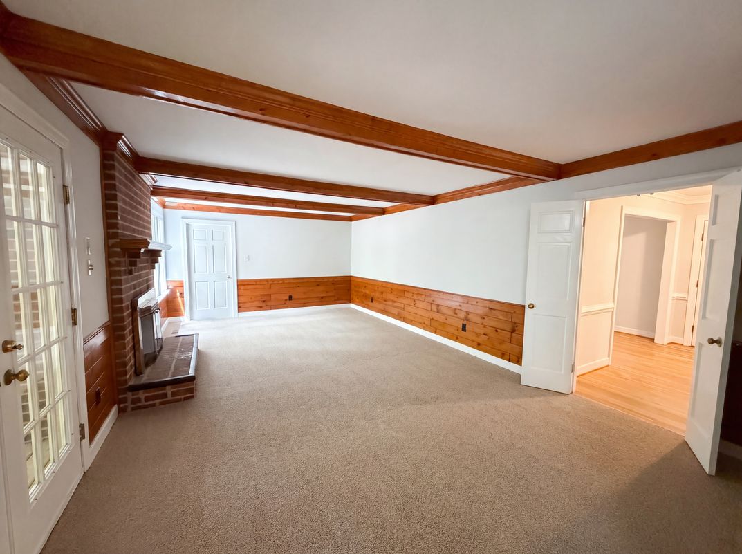 Photo 10 of 21 of 5517 W Bay Ct, Midlothian, VA