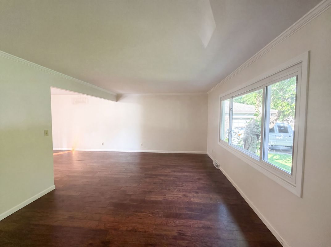 Property photo 3 of 85 Tarry Ct