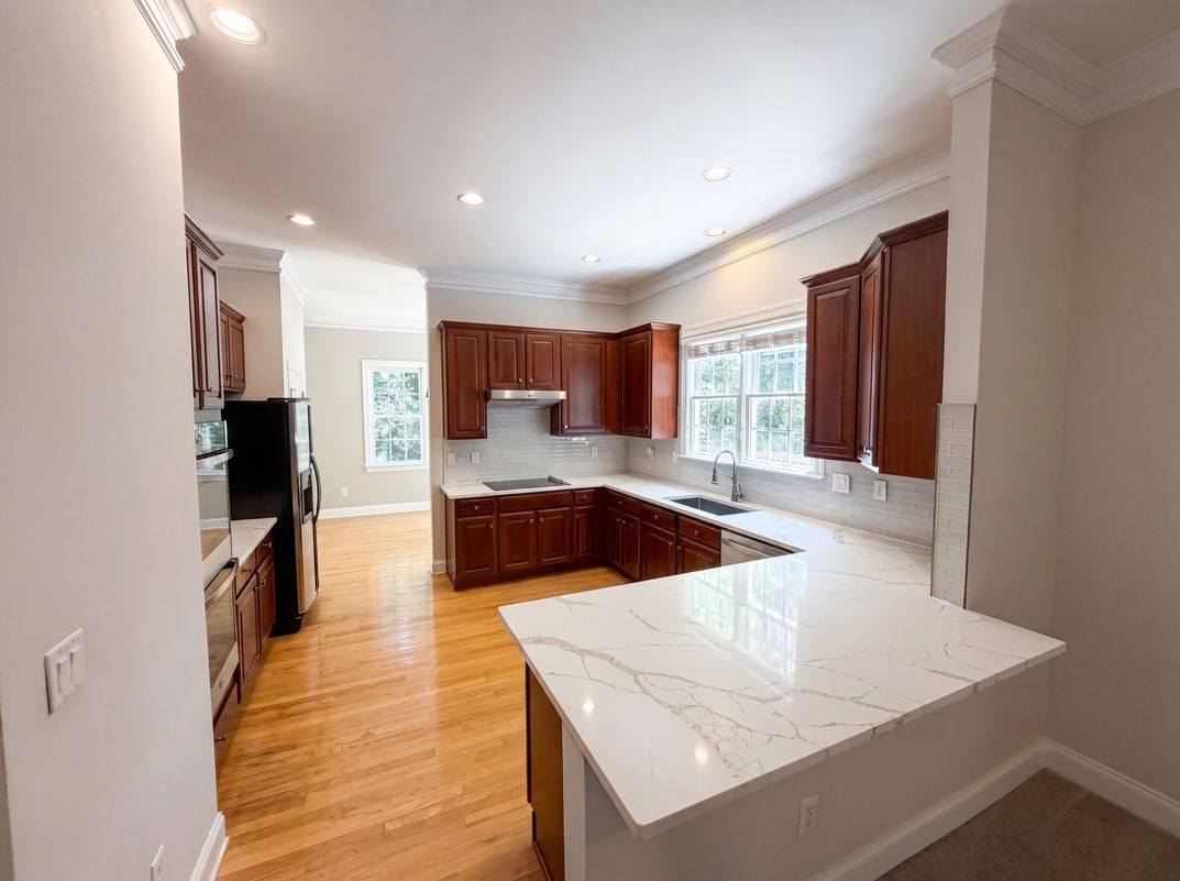 Property photo 2 of 1231 Dunwoody Village Dr