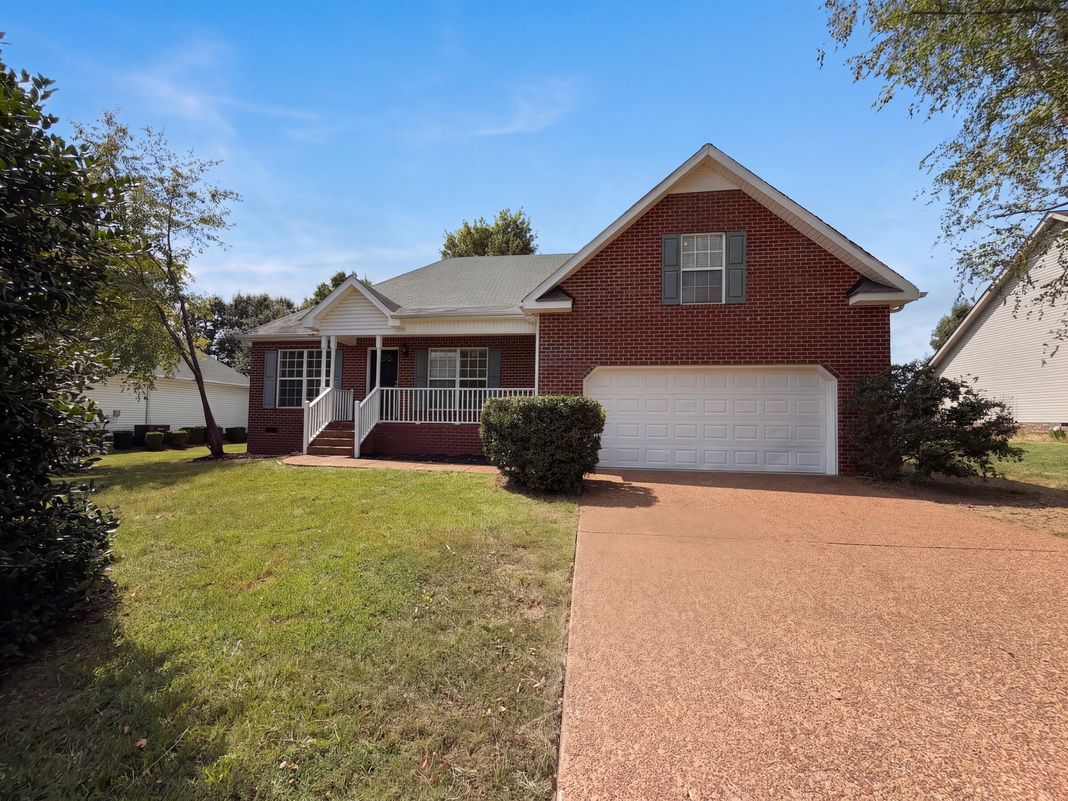 Property photo 1 of 2613 Matchstick Pl