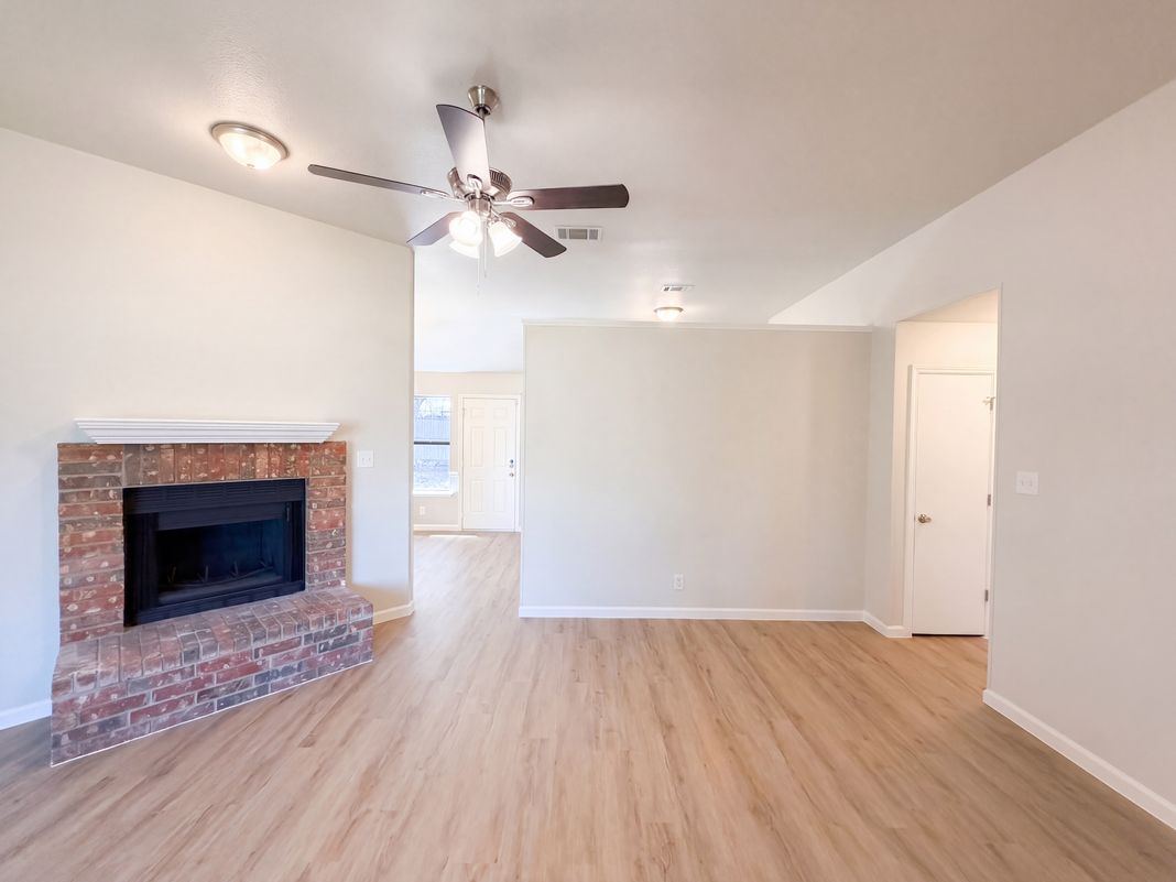 Property photo 3 of 2812 Beverly Dr