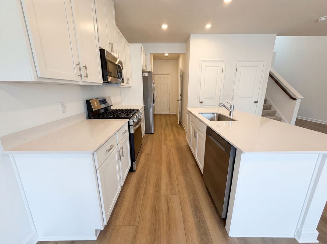 Property photo 2 of 3022 Basswood St
