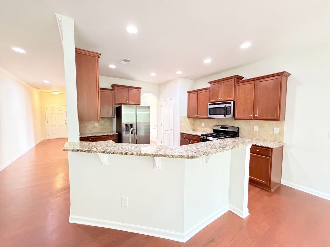 Property photo 2 of 7230 Kinley Commons Ln
